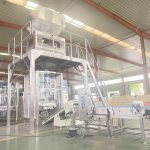 Один комплект автоматической упаковочной машины для стирального порошка 1-3,5 кг готов к доставке.