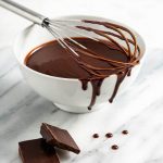 Автоматическая упаковочная машина для наполнения шоколадным соусом