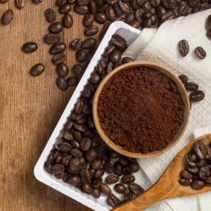 Автоматическая вакуумная упаковочная машина для кофейного порошка